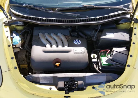 2000 Volkswagen New Beetle Gls z USA, uszkodzony, nr VIN 3VWCA21C6YM421872